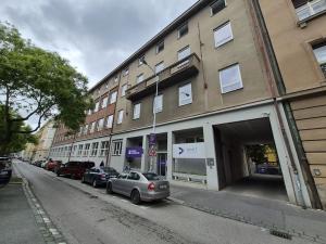 Pronájem kanceláře, Praha - Smíchov, Drtinova, 21 m2