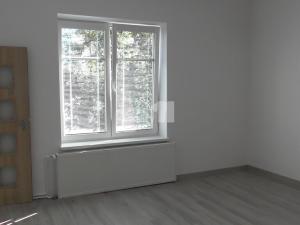 Pronájem bytu 2+1, Ostrava - Mariánské Hory, Mojmírovců, 73 m2