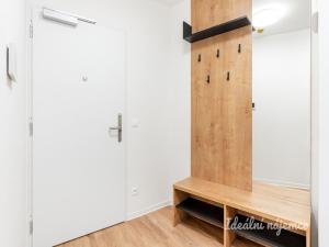 Pronájem bytu 1+kk, Praha, Na Větrníku, 33 m2