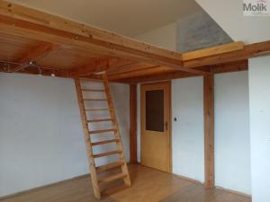 Pronájem atypického bytu, Chomutov, náměstí Dr. Beneše, 178 m2