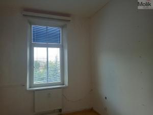 Pronájem atypického bytu, Chomutov, náměstí Dr. Beneše, 178 m2