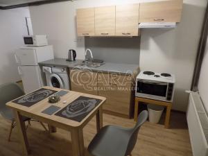 Pronájem bytu 1+kk, Čelákovice, Dobrovského, 17 m2