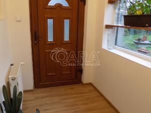Pronájem bytu 1+kk, Čelákovice, Dobrovského, 17 m2