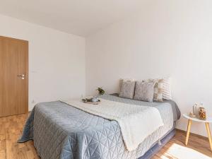 Pronájem bytu 3+kk, Praha - Čakovice, Theinova, 83 m2