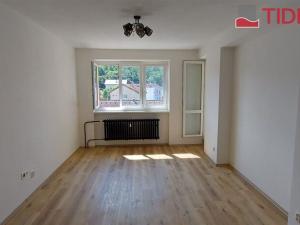Pronájem bytu 2+1, Praha, Horoušanská, 50 m2