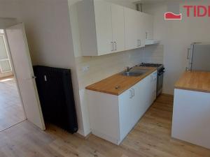 Pronájem bytu 2+1, Praha, Horoušanská, 50 m2