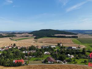Prodej pozemku pro bydlení, Staré Město, 7617 m2