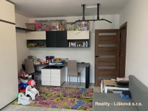 Pronájem bytu 2+1, Ústí nad Labem - Severní Terasa, Ladova, 67 m2