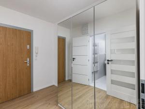 Pronájem bytu 2+kk, Praha - Holešovice, Poupětova, 50 m2