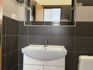 Pronájem bytu 2+kk, Opava - Město, Pekařská, 34 m2