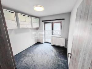 Pronájem bytu 3+kk, Šaratice, Náves, 64 m2