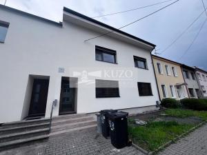 Pronájem bytu 3+kk, Šaratice, Náves, 64 m2