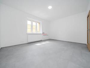Pronájem bytu 3+1, Ostrava, Rodinná, 87 m2