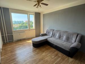 Pronájem bytu 1+1, Chomutov, Písečná, 35 m2