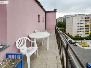Pronájem bytu 2+kk, Praha - Dejvice, Kafkova, 62 m2