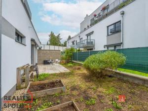 Prodej bytu 1+kk, Praha - Uhříněves, náměstí Bratří Jandusů, 32 m2