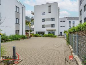 Prodej bytu 1+kk, Praha - Uhříněves, náměstí Bratří Jandusů, 32 m2