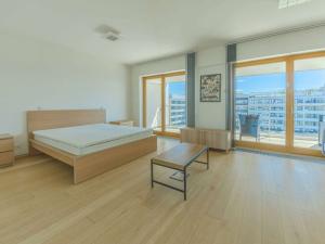 Pronájem bytu 2+kk, Praha, Za Karlínským přístavem, 85 m2