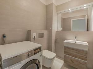 Pronájem bytu 2+kk, Praha, Za Karlínským přístavem, 85 m2