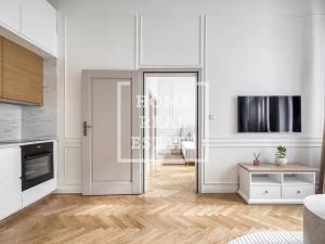 Pronájem bytu 2+kk, Praha - Vinohrady, Velehradská, 55 m2
