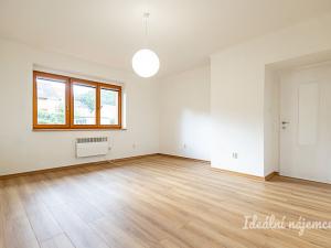 Pronájem rodinného domu, Praha - Královice, K Uhříněvsi, 221 m2