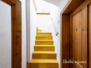 Pronájem rodinného domu, Praha - Královice, K Uhříněvsi, 221 m2