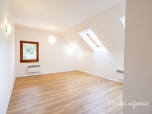 Pronájem rodinného domu, Praha - Královice, K Uhříněvsi, 221 m2