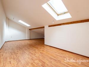 Pronájem rodinného domu, Praha - Královice, K Uhříněvsi, 221 m2