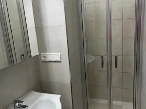 Pronájem bytu 2+kk, Praha - Žižkov, Jeseniova, 37 m2