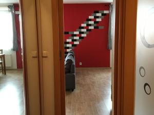 Pronájem bytu 2+kk, Praha - Modřany, Komořanská, 50 m2