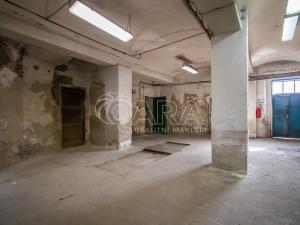 Pronájem skladu, Fulnek, Fučíkova, 75 m2