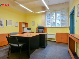 Pronájem kanceláře, Praha - Bubeneč, Bubenečská, 49 m2