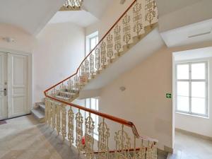 Pronájem bytu 1+kk, Praha - Nové Město, Hálkova, 33 m2