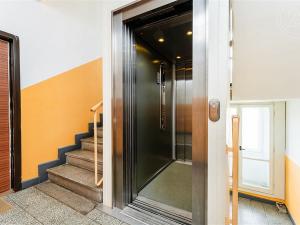 Pronájem bytu 2+kk, Praha, Bukovecká, 33 m2