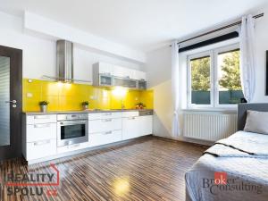 Prodej bytu 2+kk, Praha - Vinoř, Velkoosecká, 48 m2
