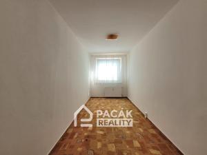 Prodej bytu 2+1, Olomouc, Družební, 46 m2