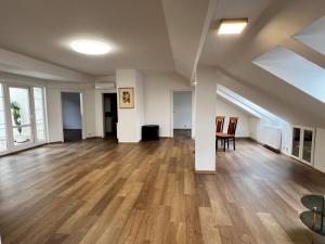 Pronájem bytu 4+kk, Praha - Žižkov, Vlkova, 140 m2