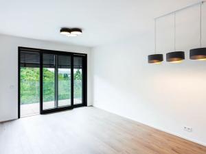 Pronájem bytu 2+kk, Praha - Modřany, Československého exilu, 59 m2