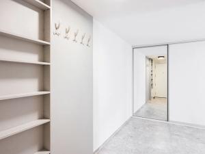 Pronájem bytu 2+kk, Praha - Modřany, Československého exilu, 59 m2