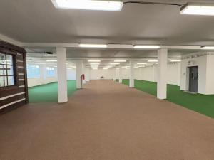 Pronájem obchodního prostoru, Polepy, 1200 m2