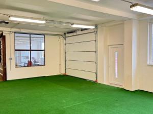 Pronájem obchodního prostoru, Polepy, 1200 m2