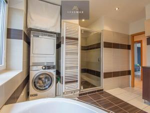 Pronájem bytu 4+1, Ostrava, Gončarovova, 96 m2