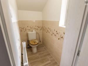 Prodej rodinného domu, Hrob, Husova, 170 m2