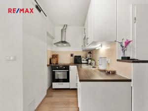 Prodej bytu 3+kk, Praha - Strašnice, Černokostelecká, 52 m2