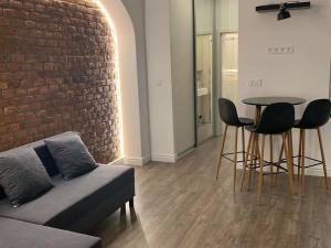Pronájem bytu 2+kk, Praha, Na bělidle, 43 m2
