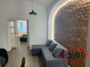 Pronájem bytu 2+kk, Praha, Na bělidle, 43 m2