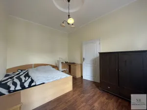 Pronájem bytu 4+1, Karlovy Vary, Bulharská, 125 m2