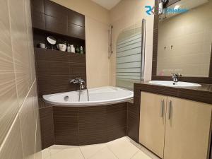 Pronájem bytu 1+kk, Ostrava, Sokolská třída, 28 m2