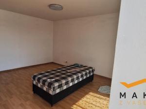 Pronájem bytu 1+kk, Rousínov, Nad Školou, 37 m2