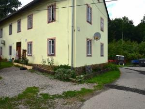 Pronájem bytu 1+kk, Zvěstov - Roudný, 27 m2